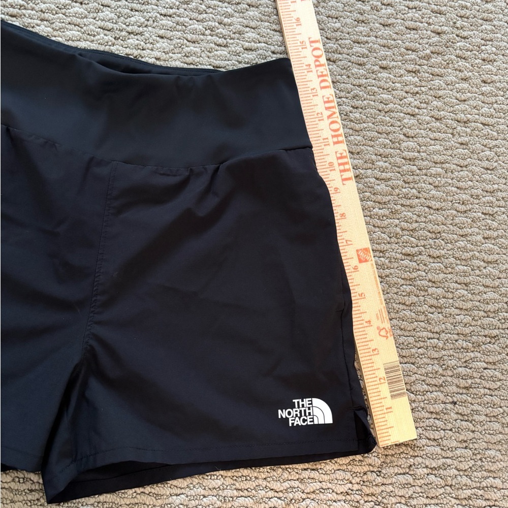 The North Face Girls Athletic Black Shorts XL 14/16 - Picture 2 of 4
